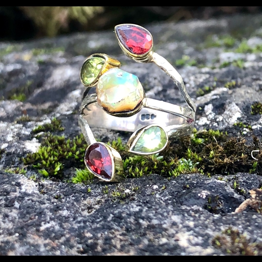 SOLD Opal, Peridot & Garnet Ring - Picture 7 of 8